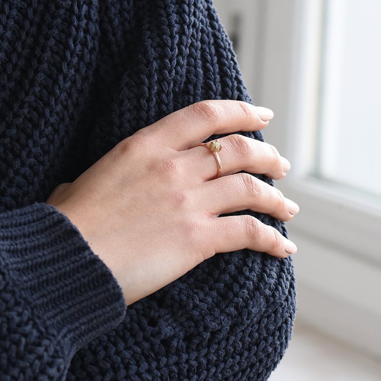 Zlatý zásnubný prsteň 74497