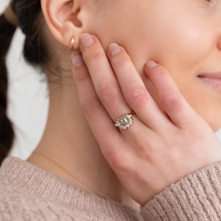 Zlatý prsteň s radiant salt and pepper diamantom Variana 120482