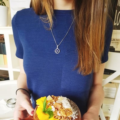 Náhrdelník so zafírmi