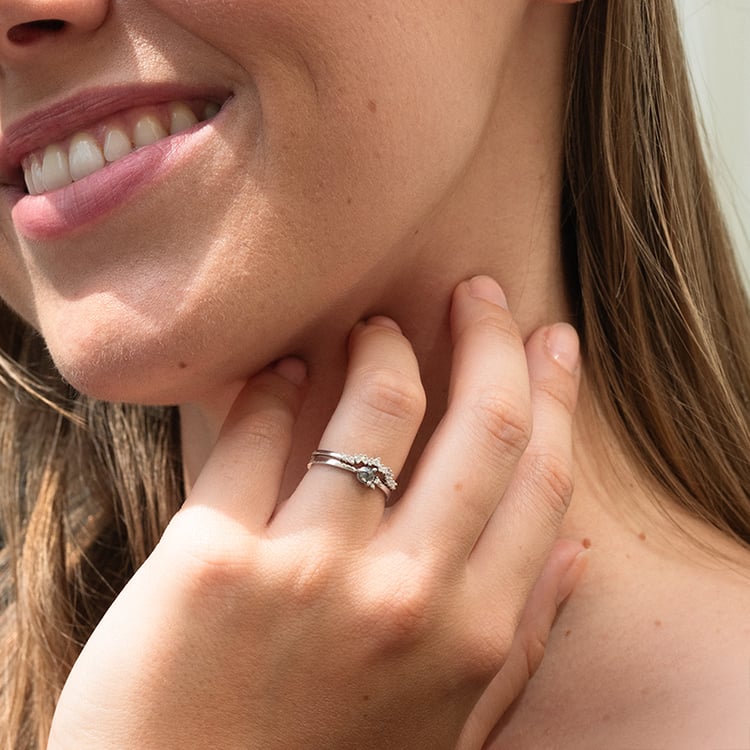 Vykrojený prsteň s round lab-grown diamantmi Keith 142506