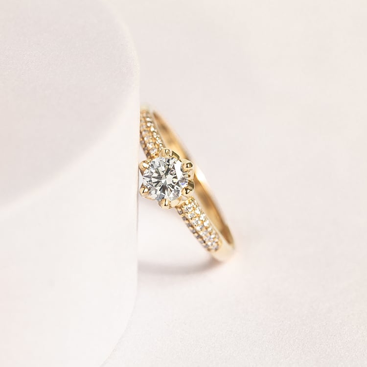 Zásnubný zlatý prsteň s diamantmi Lineas 142960