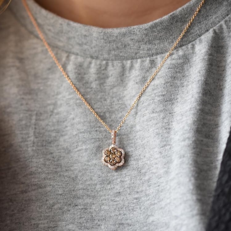 Náhrdelník s diamantmi 16659