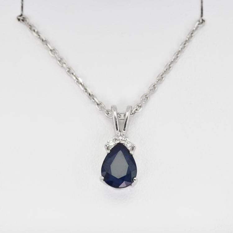 Náhrdelník so zafírom 13375