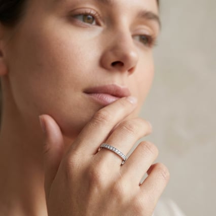 Rozvodový eternity prsteň plný lab-grown diamantov Ronan