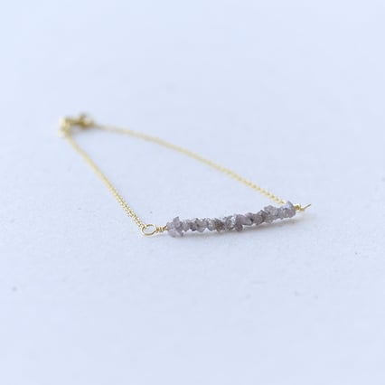 Zlatý náramok s ružovými nebrúsenými diamantmi Elanie