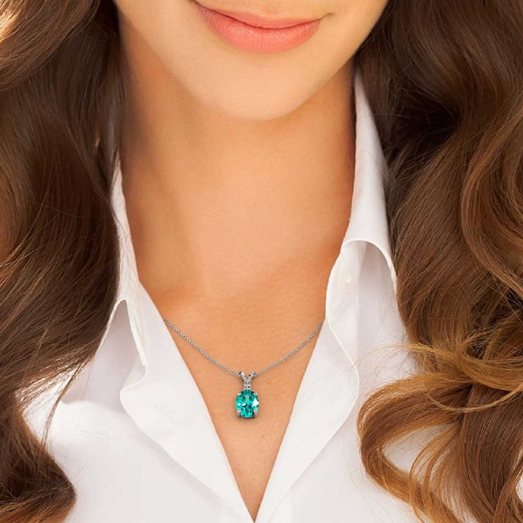 Zlatý prívesok s oválnym lab-grown paraiba turmalínom a diamantom Cipri 135804