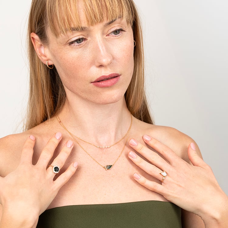 Náhrdelník s machovým achátom, diamantom a moissanitom Luca 147077