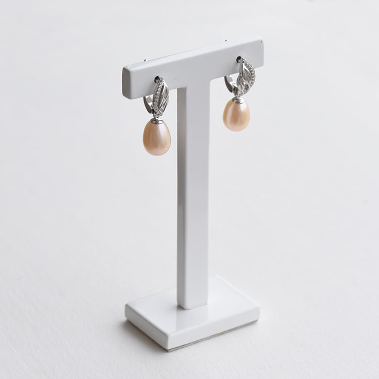 Elegantné náušnice s ružovými perlami 74207