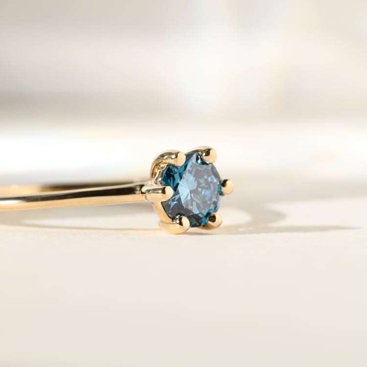 Zásnubný prsteň s certifikovaným fancy blue lab-grown diamantom Birdie 140483