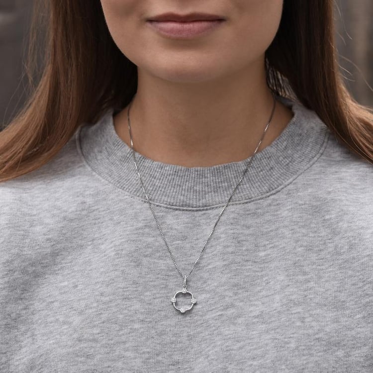 Strieborný náhrdelník 35363