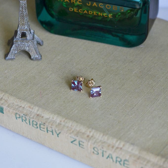 Náušnice s alxeandritmi 24659