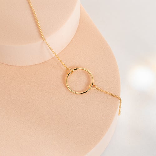 Strieborný náhrdelník minimalistického tvaru Karma
