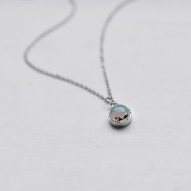 Zlatý prívesok s okrúhlym opálom 51559