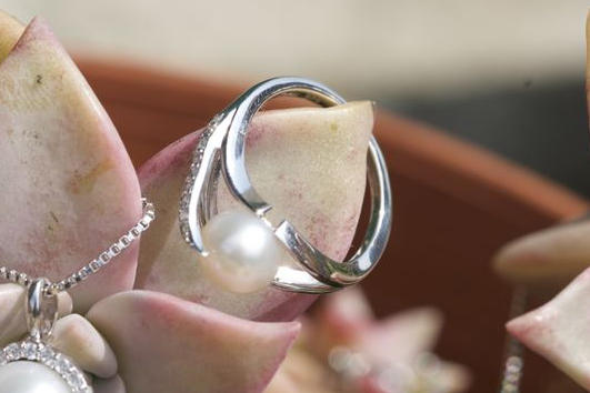 Prsteň s perlou 5512