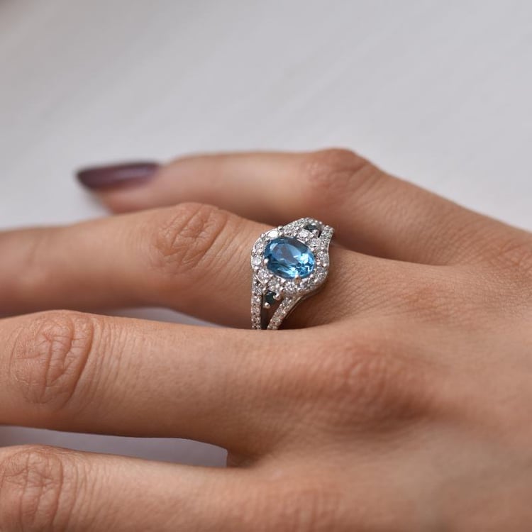 Topásový zlatý prsteň 22818