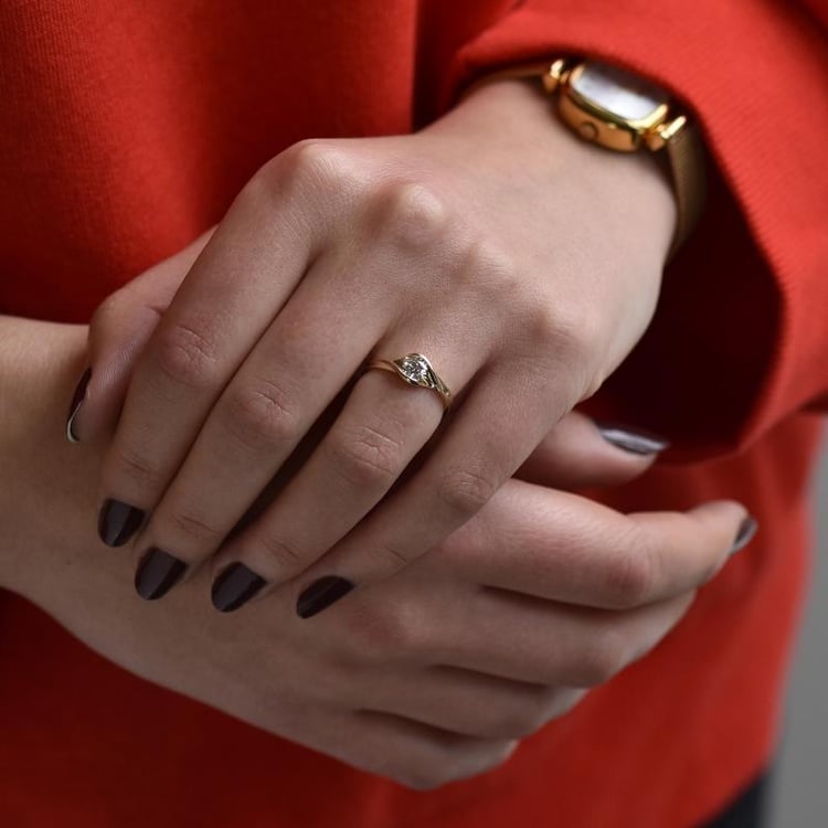 Prsteň s diamantom 11681