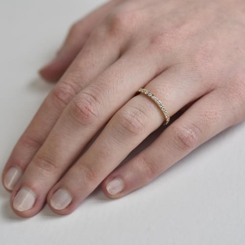 Eternity prsteň s lab-grown diamantmi a pánsky komfortný prsteň Milana