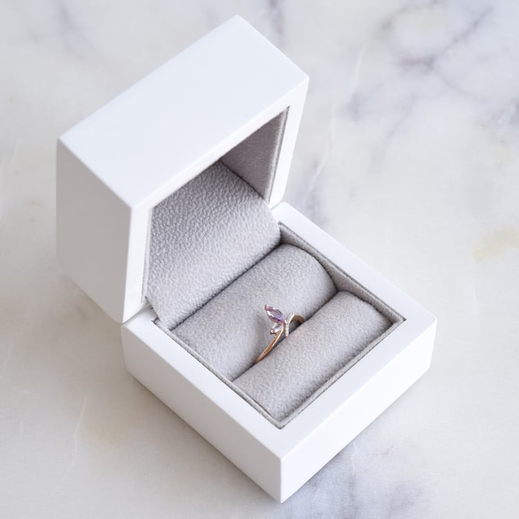 Elegantný prsteň s ametystmi 86760