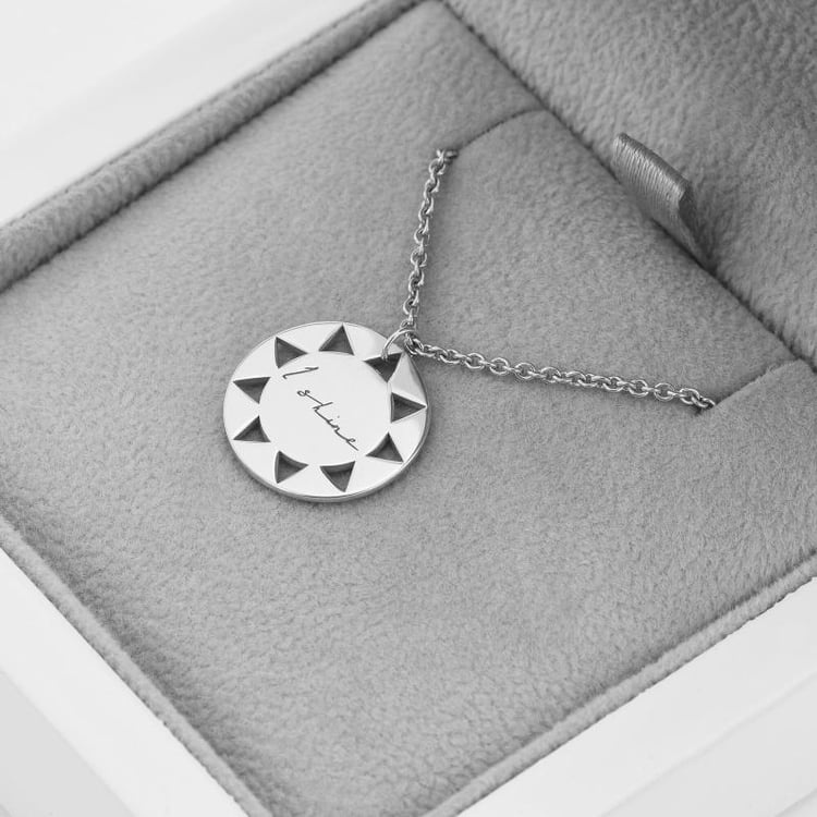 Strieborný prívesok z kolekcie #ZaNormalniHolky 45869