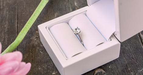 6 chýb, ktoré robíme so zásnubnými prsteňmi