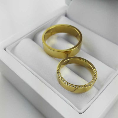 Zlaté svadobné obrúčky