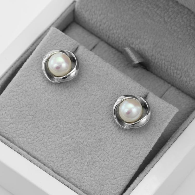 Napichovacie náušnice s perlami 50478