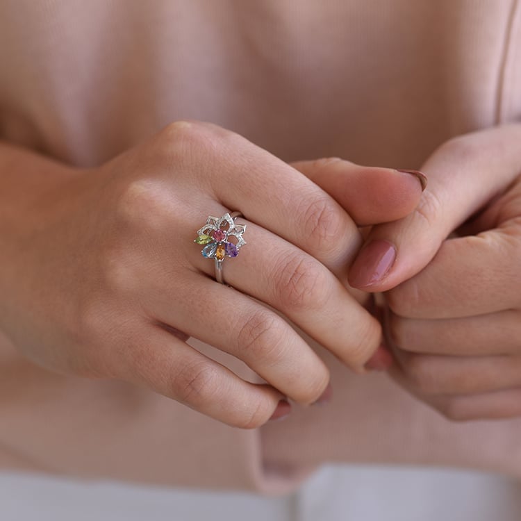 Prsteň plný drahokamov 61408