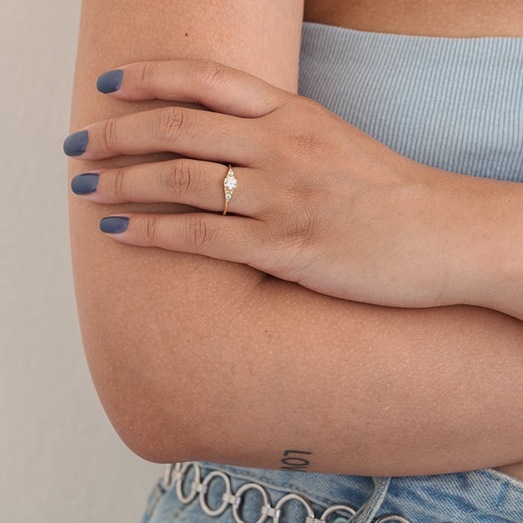 Zásnubný prsteň s diamantmi Diana 126253