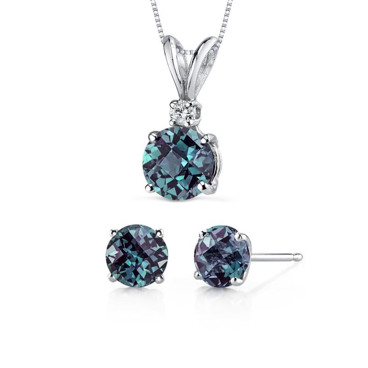 Zlatá kolekcia šperkov s round alexandritmi Fiuleia