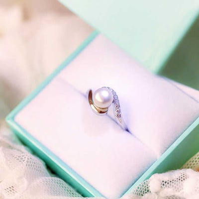 Perlový prsteň