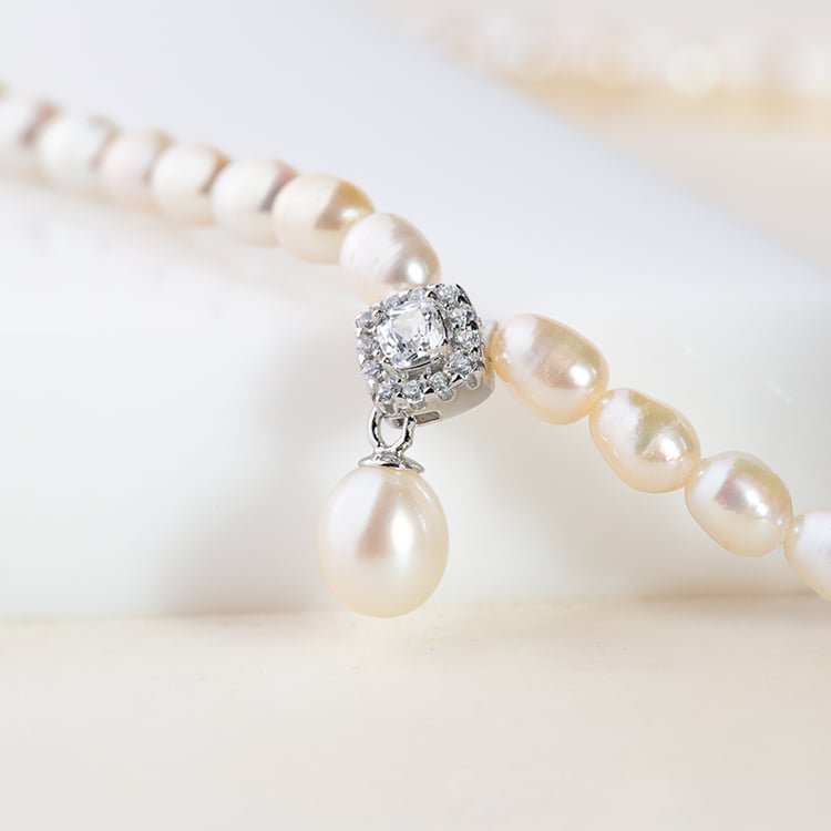 Perlový náhrdelník so zirkónmi Vinie 147592