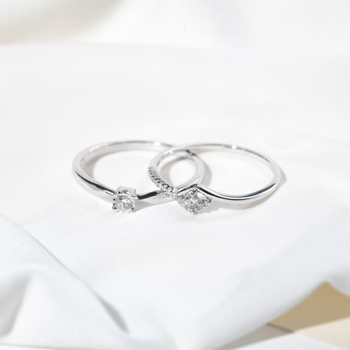 Zlatý zásnubný prsteň s lab-grown diamantmi Laurena