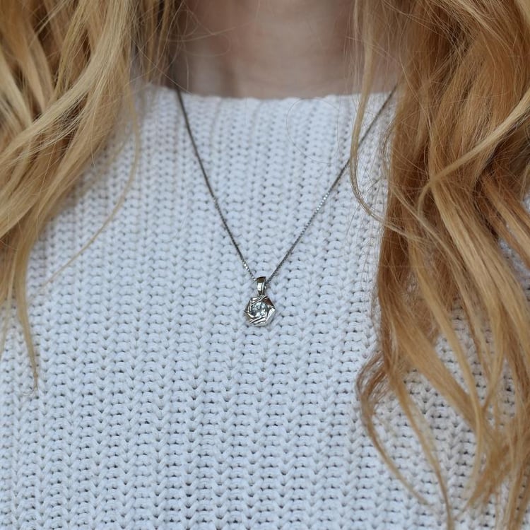 Akvamarínový prívesok 28584