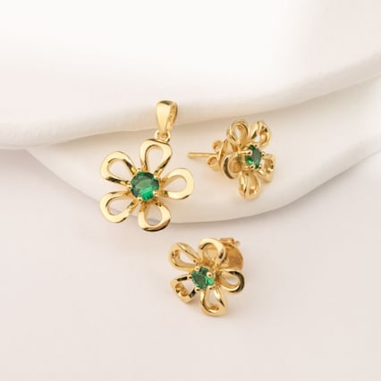 Kvetinový strieborný prívesok s smaragdom Evandro