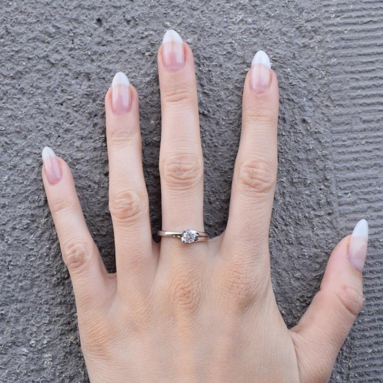 Zlatý zásnubný prsteň 22077