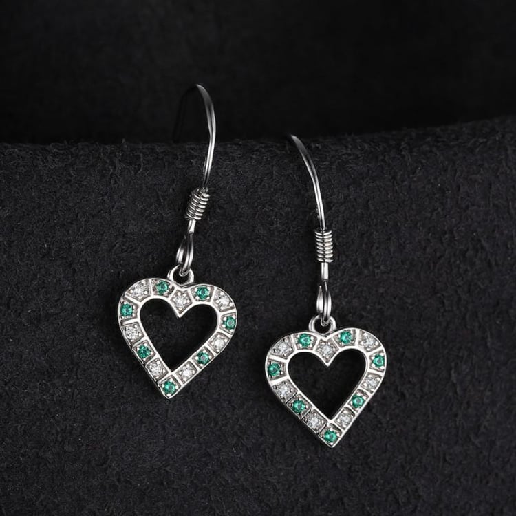 Strieborné náušnice so smaragdmi 26253