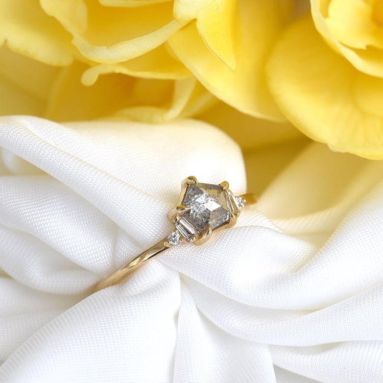 Diamantový prsteň 82464