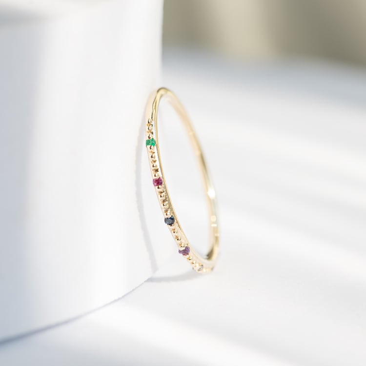 Minimalistický prsteň s drahokamami podľa vášho výberu Tess 144597