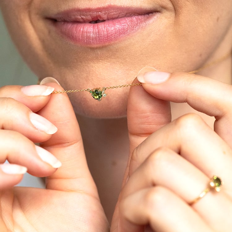 Cluster náhrdelník s vltavínom, zafírom a diamantmi Edom 143991