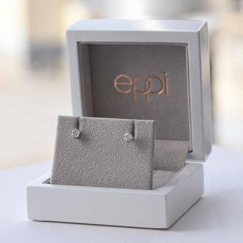 Zlaté náušnice s 0.5ct lab-grown diamantmi Timea