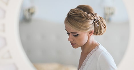 Ako zvoliť vhodný účes na svadbu
