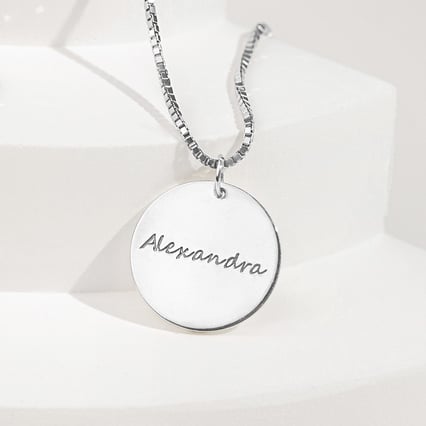 Strieborný prívesok s obojstranným gravírom Jannym