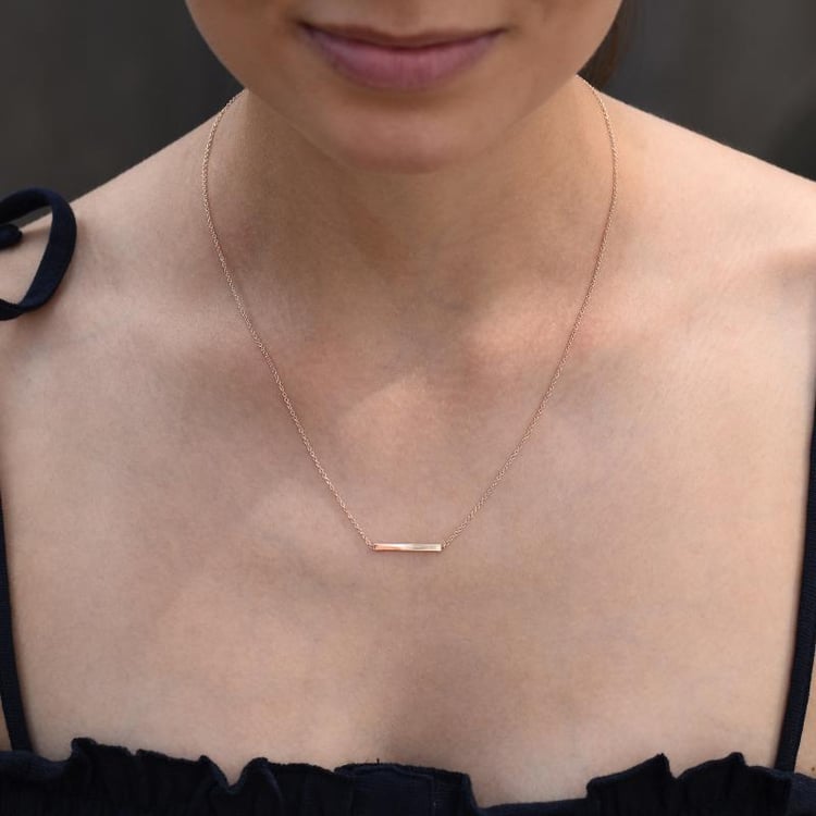 Jemný strieborný náhrdelník Barr 103768