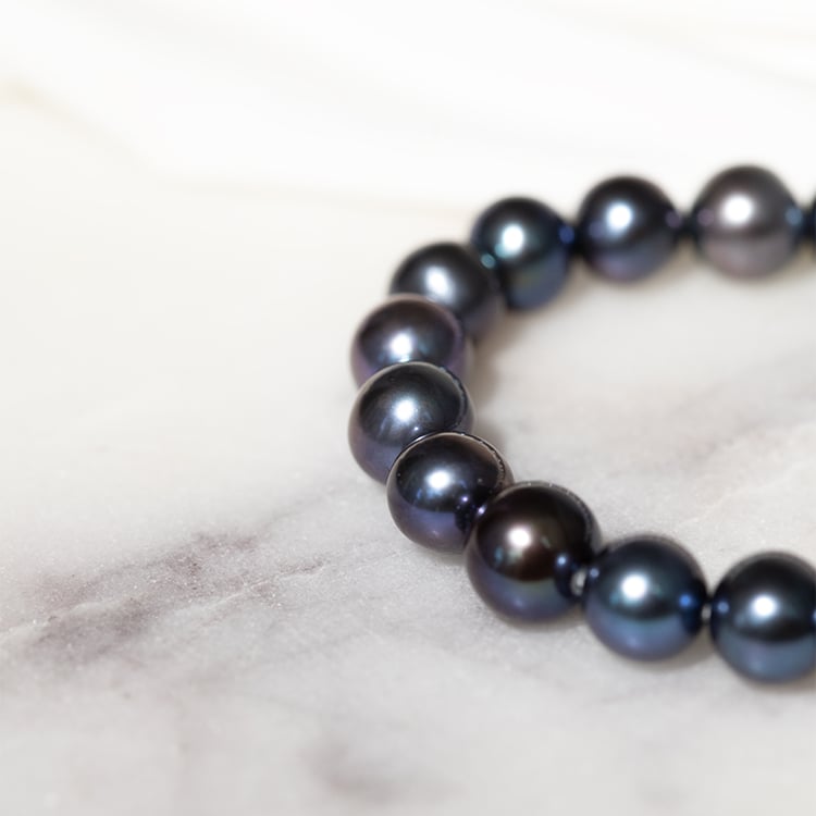 Zlatý náramok s čiernymi 7 - 7.5 mm perlami Liuva 129768