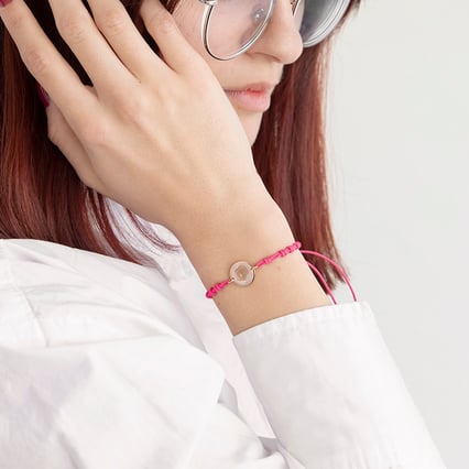 Povrázkový náramok s diskom Nové Háro