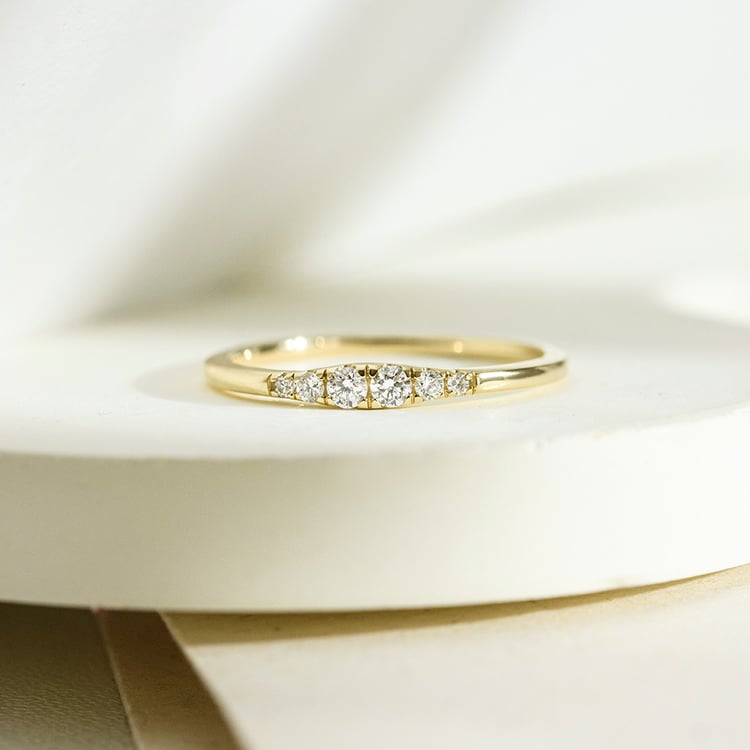 Minimalistický prsteň zo zlata s lab-grown diamantmi Ingvar 161937