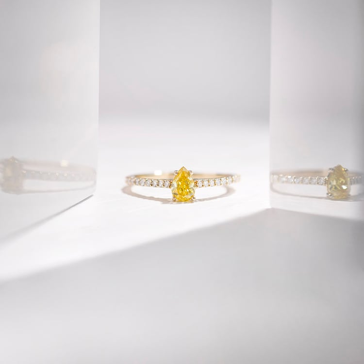 Zásnubný prsteň s 0.44ct IGI certifikovaným žltým lab-grown diamantom Aicha 111349