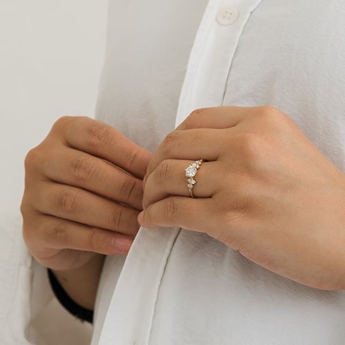 Zásnubný prsteň s diamantmi Olha