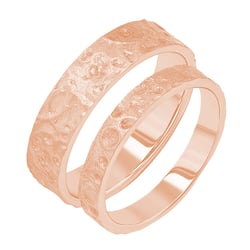 Svadobné obrúčky s atypickým povrchom Lays