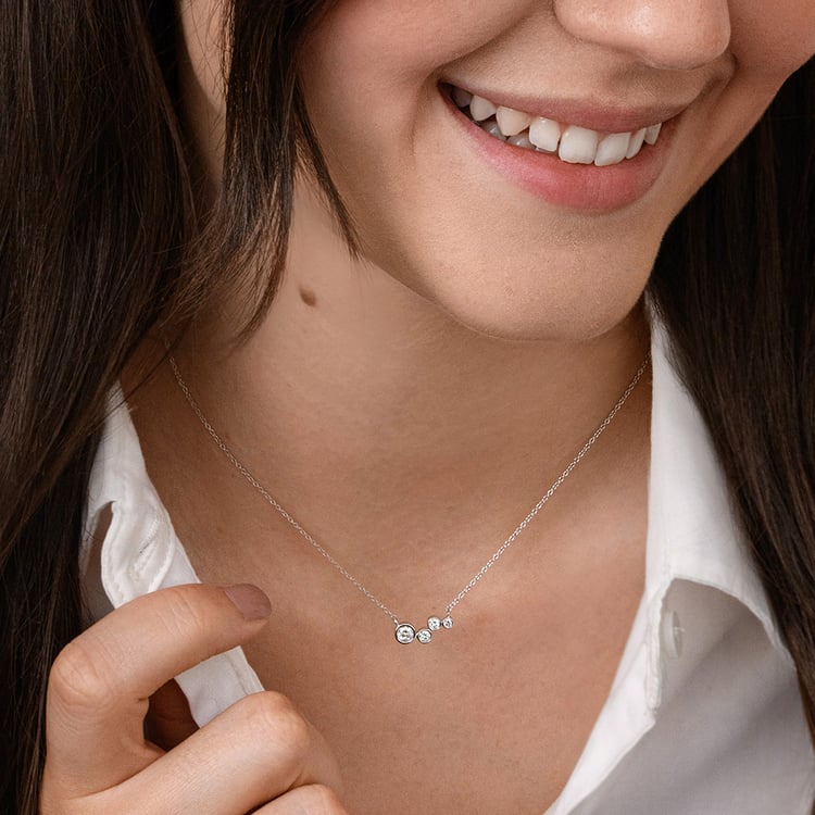 Moderný zlatý náhrdelník s diamantmi Viola 160460